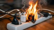 Gece Şarja Takıp Uyuyanlar Dikkat