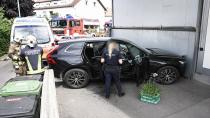 Lustenau'da Korkutan Kaza: Araç Binaya Çarptı