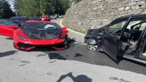 İsviçre Alpleri’nde Lamborghini Kazası