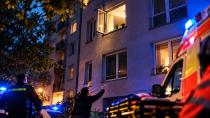 6 Yaşındaki Çocuk Üçüncü Kattan Düştü: Bir Adam Çocuğu Havada Yakaladı