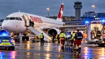 Swiss Uçağında Sağlık Alarmı: Acil İniş Yaptı!