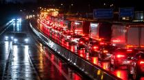 Pfänder Tüneli’nde Trafik Alarmı: Cuma Günü de Yoğunluk Bekleniyor!